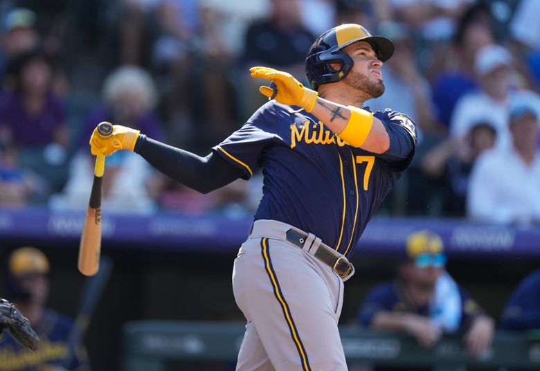 Six-run fifth lifts Brewers over Pirates