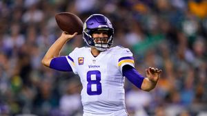 Cousins, Jefferson head Vikings' stumble in loss to Eagles - The San Diego  Union-Tribune