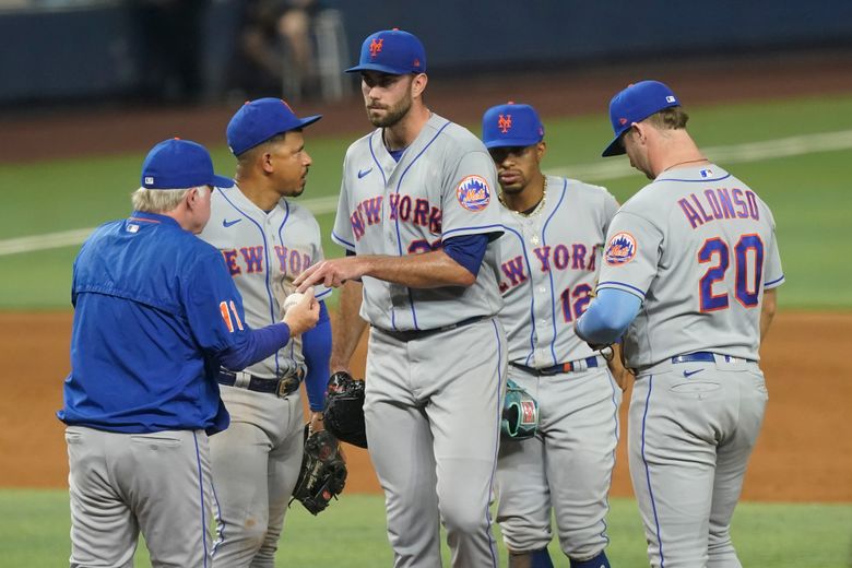 NY Mets lose to Miami Marlins on Friday, photos