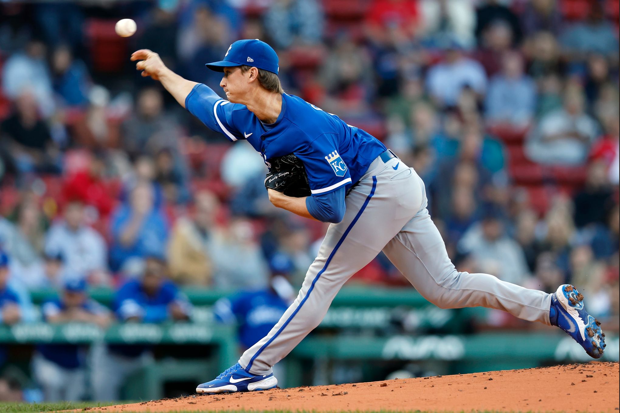 Brady Singer throws 8 innings of 3-hit ball as Kansas City Royals