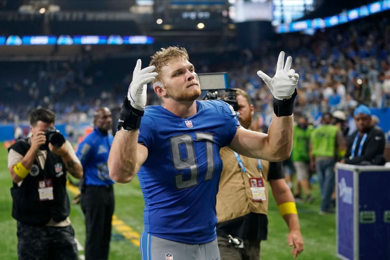 Lions T Taylor Decker begins practicing, PFF News & Analysis