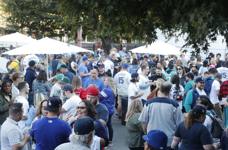 Flatstick Pub to host Mariners watch party Friday with chance to