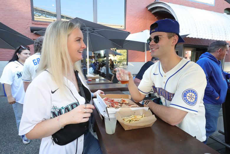 Steelheads Alley  Brewery at Hatback Sports Bar & Grille