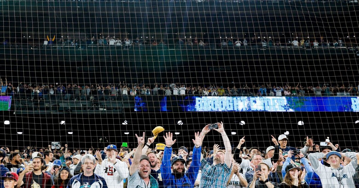 Shoe Rally' born at T-Mobile Park's Mariners Wild Card watch party 