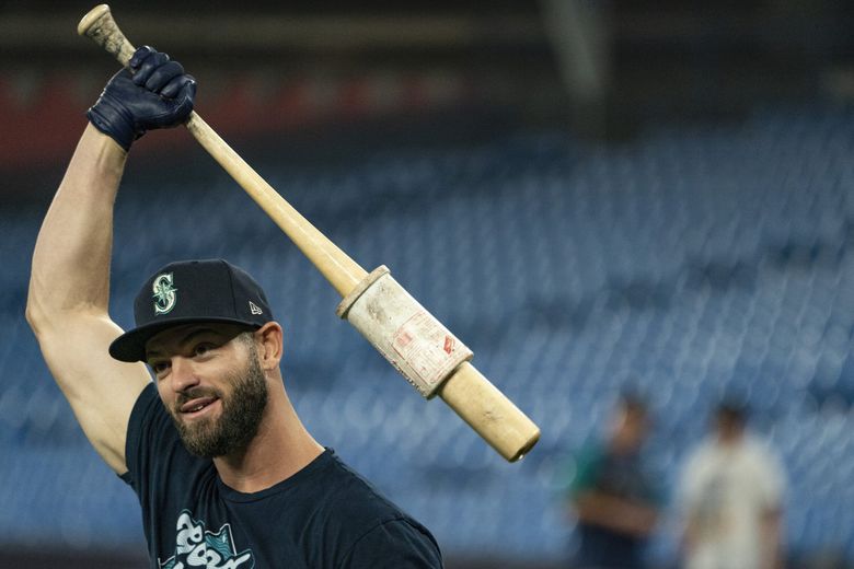 Seattle Mariners outfielder Mitch Haniger organized his second annual  reverse signing event. He had special baseball cards made for Seattle  Children's patients and invited them to the game so his teammates could