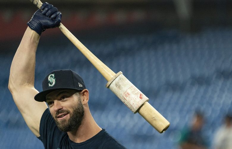 Seattle Mariners outfielder Mitch Haniger swings a bat during practice, ahead of the team’s wildcard baseball series matchup against the Toronto Blue Jays in Toronto, Thursday, Oct. 6, 2022. (Alex Lupul/The Canadian Press via AP) AAL114 AAL114