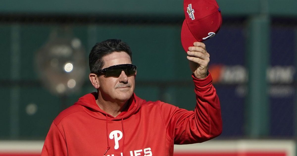Phillies Sign Manager Rob Thomson to Two-Year Contract Extension - Sports  Illustrated