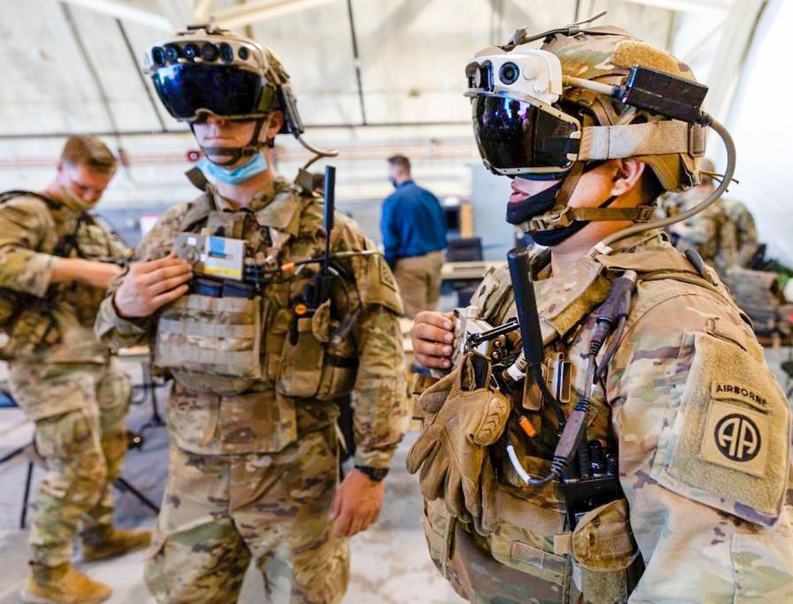 Microsoft's Army goggles left U.S. soldiers with nausea, headaches in test  | The Seattle Times