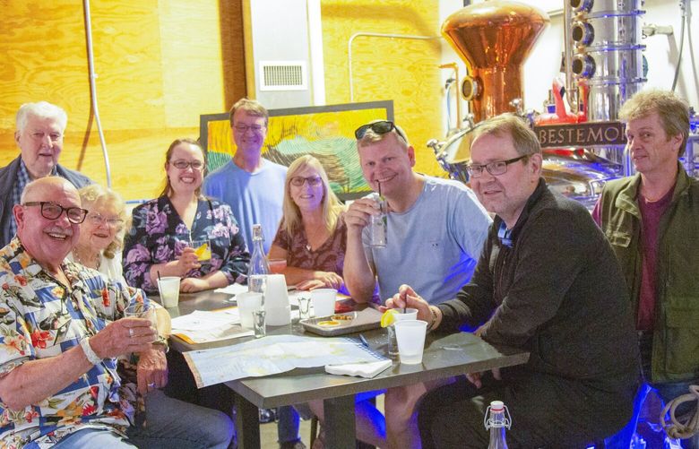 Attendees at a recent edition of Fredagscafé. The only requirement attend Fredagscafé – and all NW Danish Association events – is a fondness or interest in Denmark.