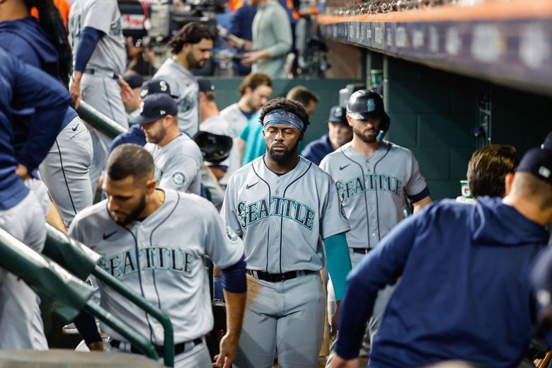 Photos: Astros, Mariners Throw It Back 30 Years – SportsLogos.Net News