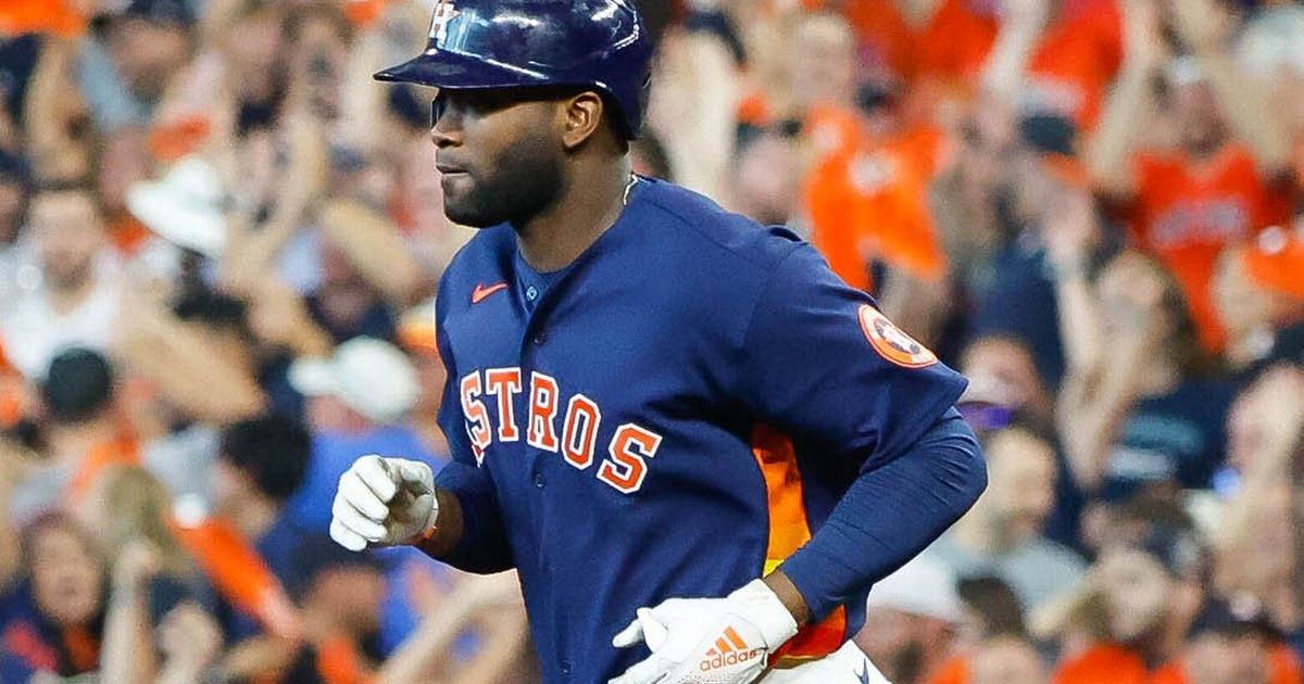 Yordan Alvarez Continues Campaign of Terror Against Mariners in