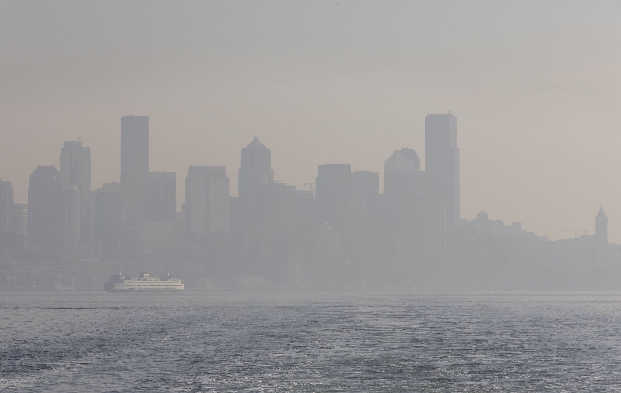 Mariners postpone tonight's game due to unhealthy air quality, News