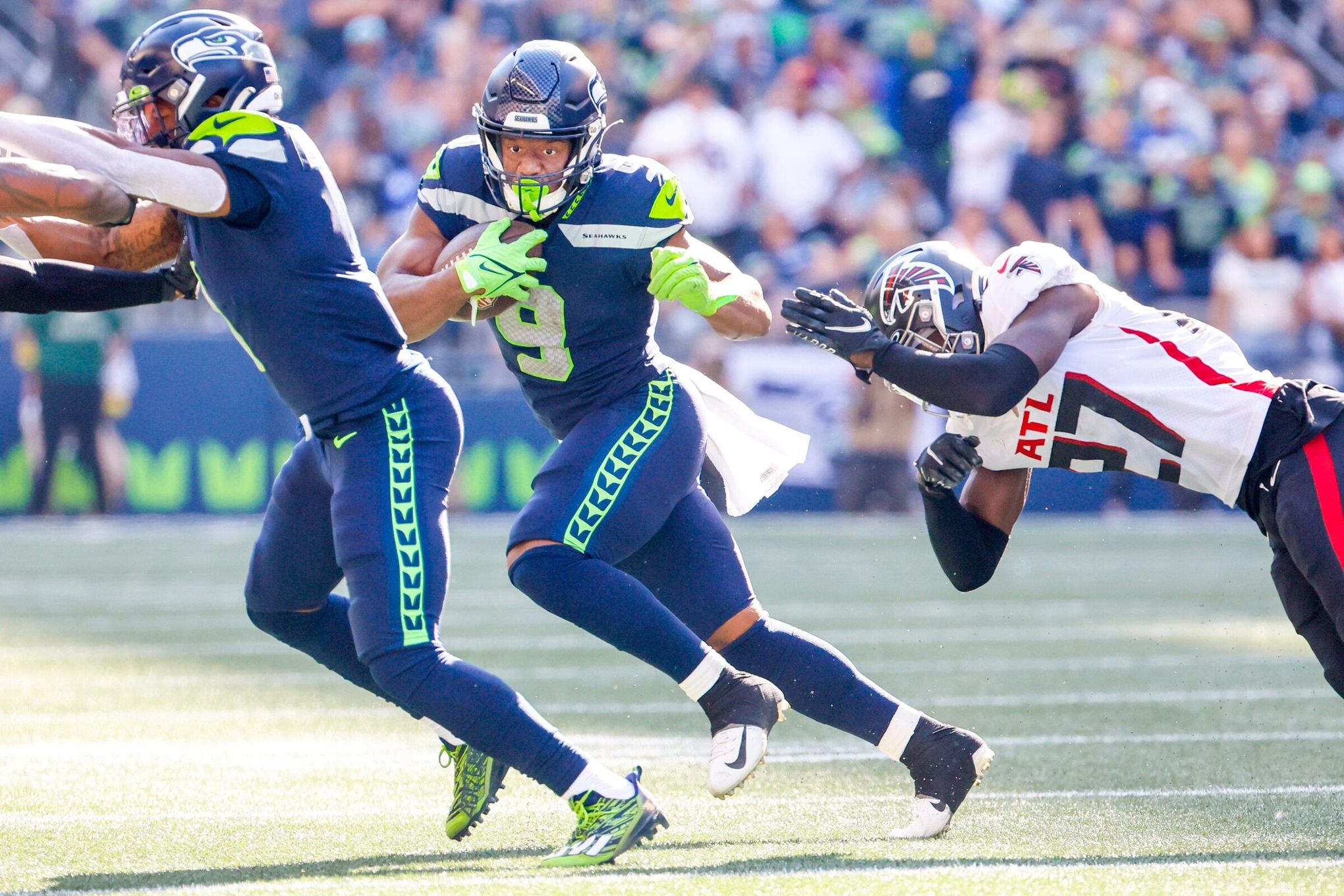 New Seahawks RB Ken Walker III 'a rocket' in first rookie minicamp