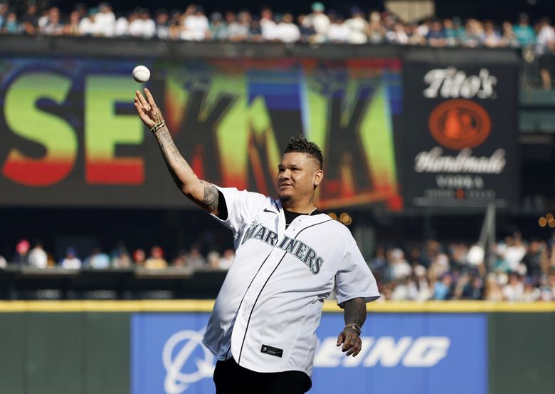 Mariners legend Felix Hernandez throws out first pitch ahead of
