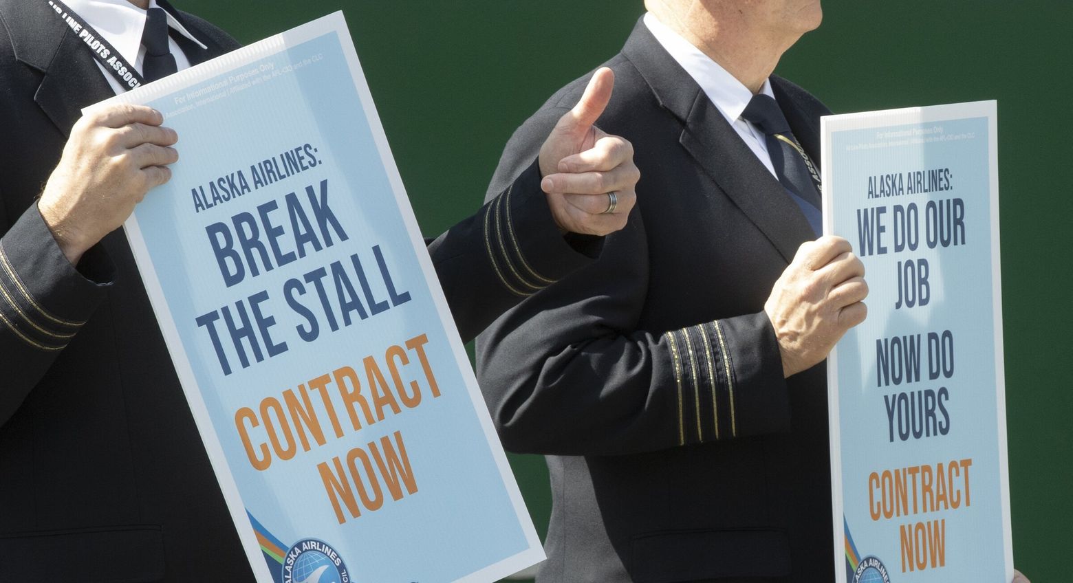 Alaska Airlines pilots approve new agreement on wages, schedules | The  Seattle Times