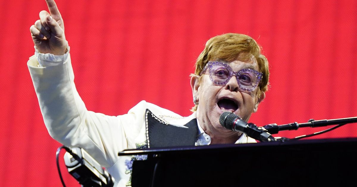 Elton John Starts His Triumphant Last Stand at Dodger Stadium: Review