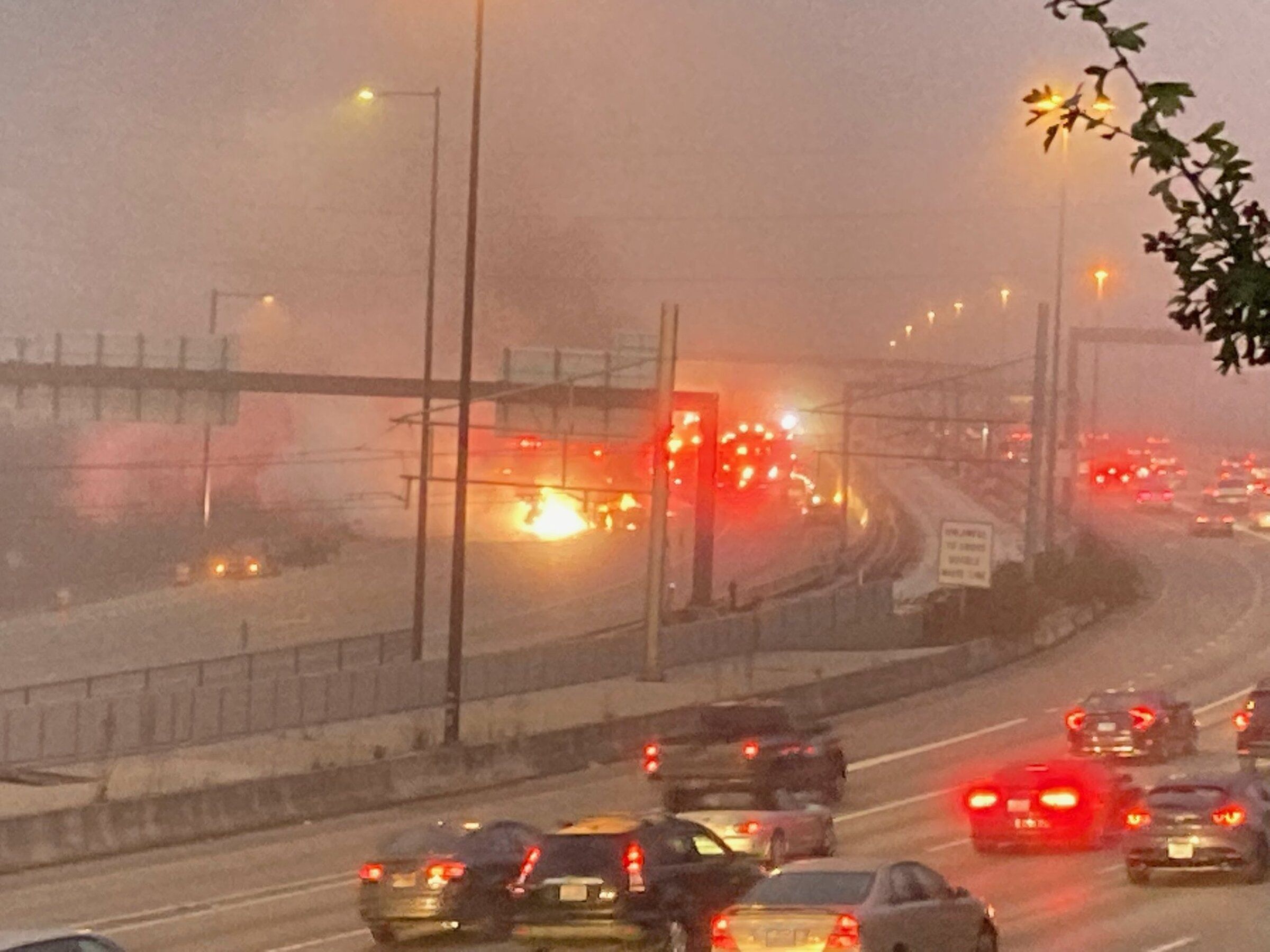 All eastbound I 90 lanes reopen between Mercer Island Bellevue