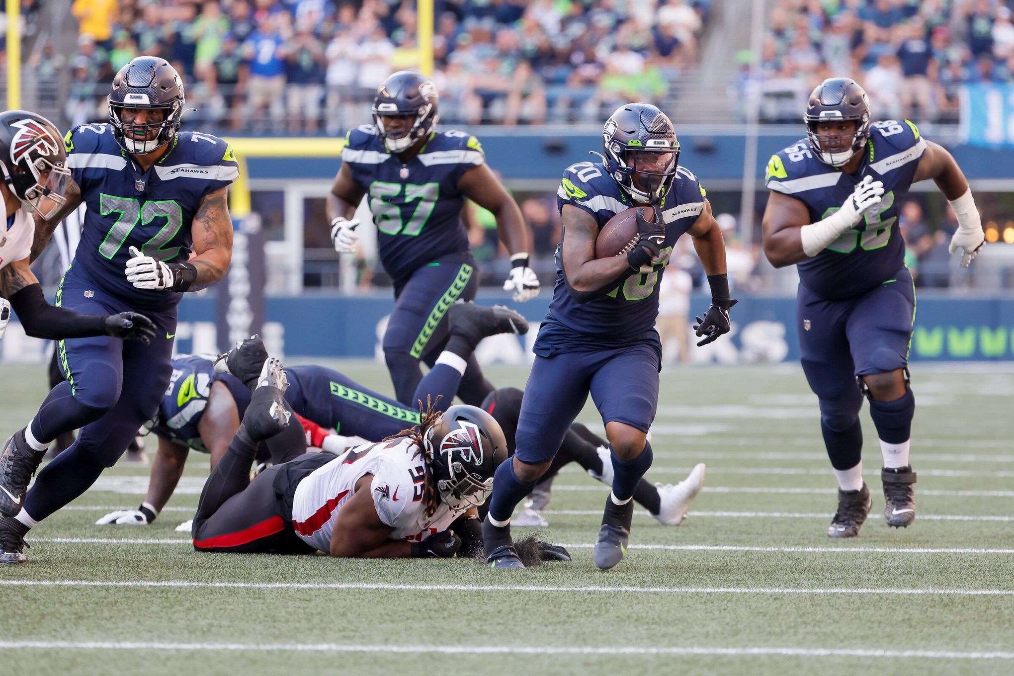 What to watch for when Seahawks face Bucs in Week 10 — plus Bob Condotta's  prediction