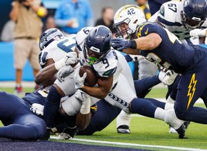 Seattle Seahawks alone atop NFC West after defeating Chargers 37-23