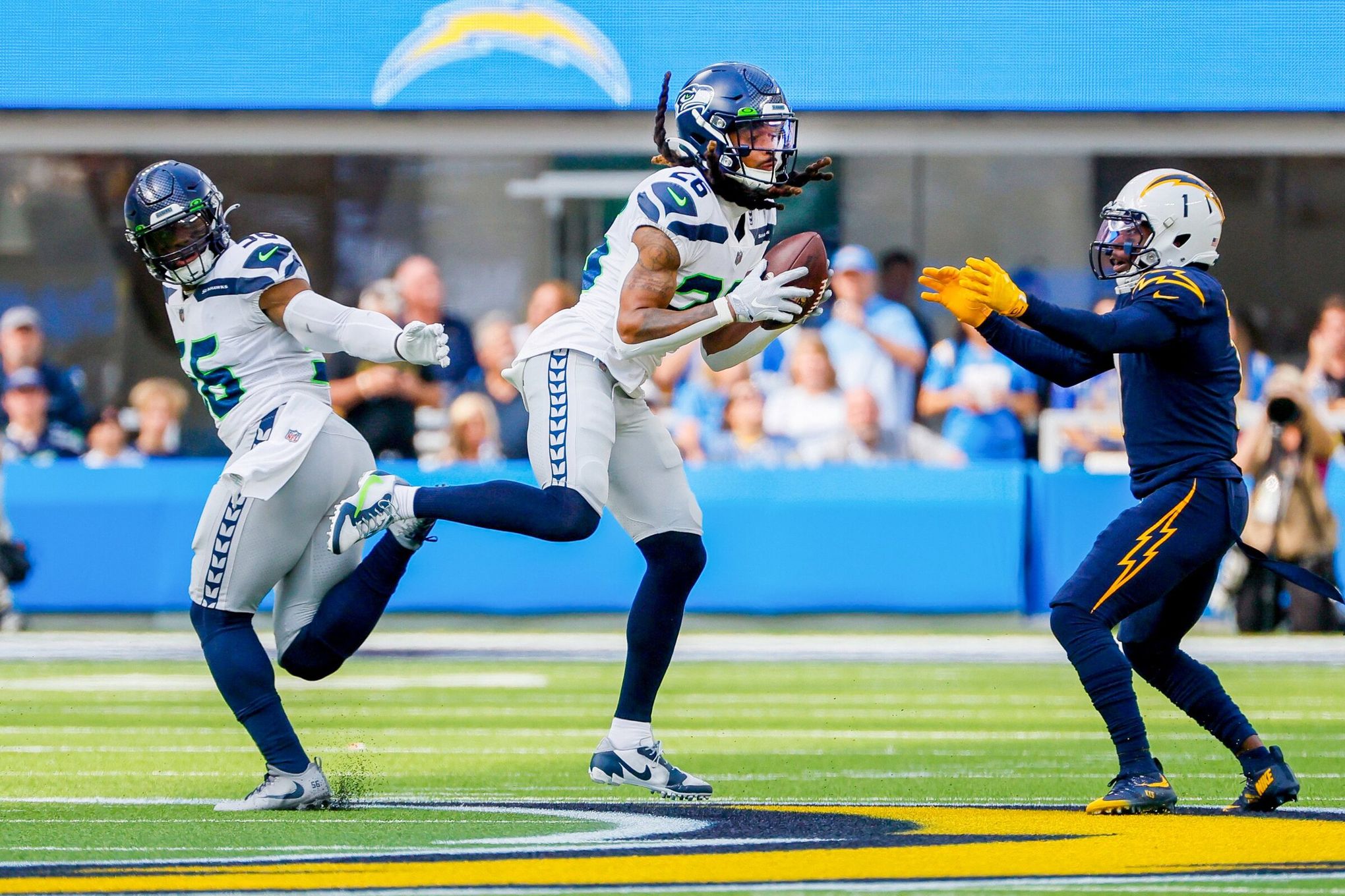 Reporter Bob Condotta grades the Seahawks' Week 7 win over Chargers