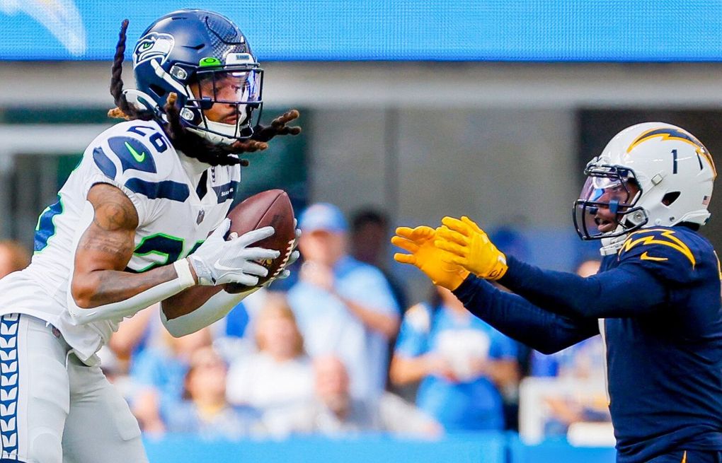 Chargers surprise Seahawks