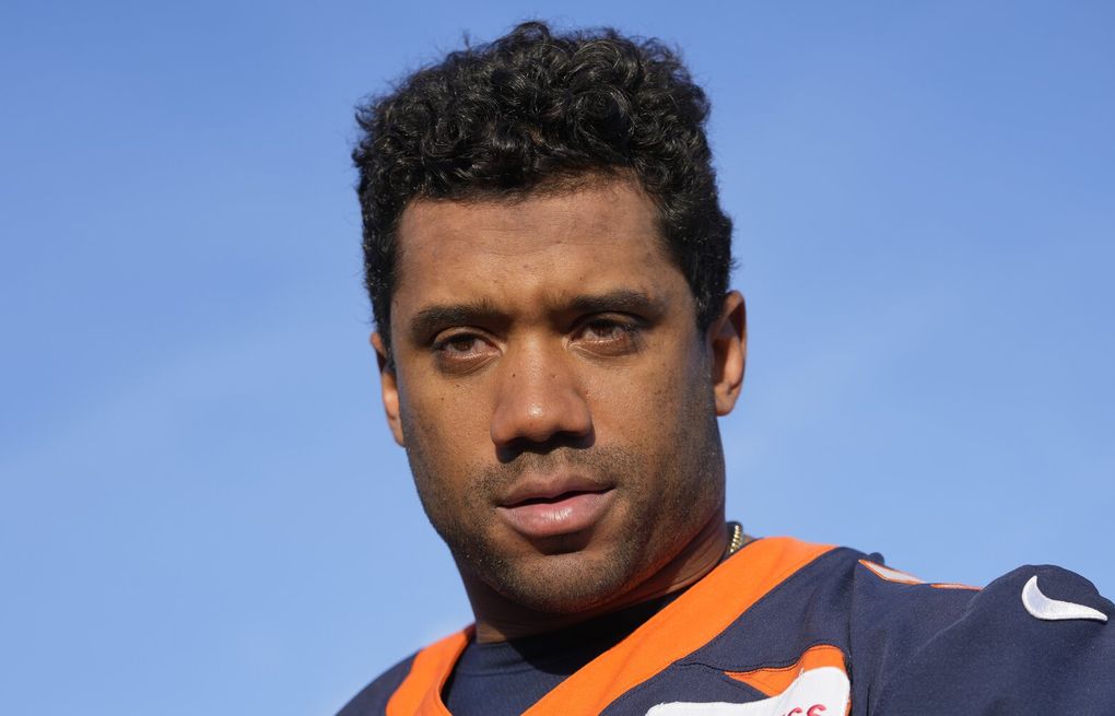 NFL world reacts to cringy Russell Wilson video