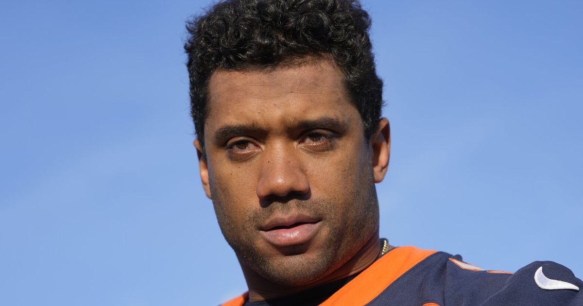 The Unbearable Lightness of Being Russell Wilson - The New York Times