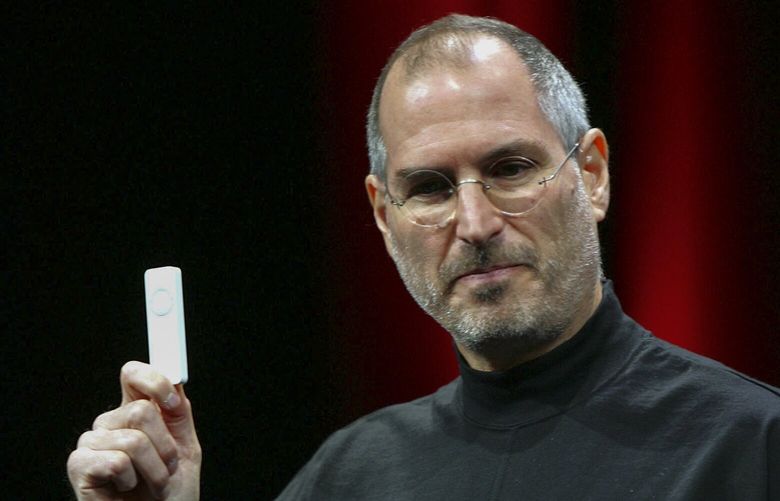 — EMBARGO: NO ELECTRONIC DISTRIBUTION, WEB POSTING OR STREET SALES BEFORE 3:01 A.M. ET ON SATURDAY, OCT. 22, 2022. NO EXCEPTIONS FOR ANY REASONS — FILE — Steve Jobs, the chief executive of Apple, at the MacWorld Conference in San Francisco, Jan. 11, 2005. When Laurene Powell Jobs unveiled a website dedicated to the story of her late husband, historians wondered if it could change how influential people burnish their legacies. (Jim Wilson/The New York Times) XNYT238 XNYT238