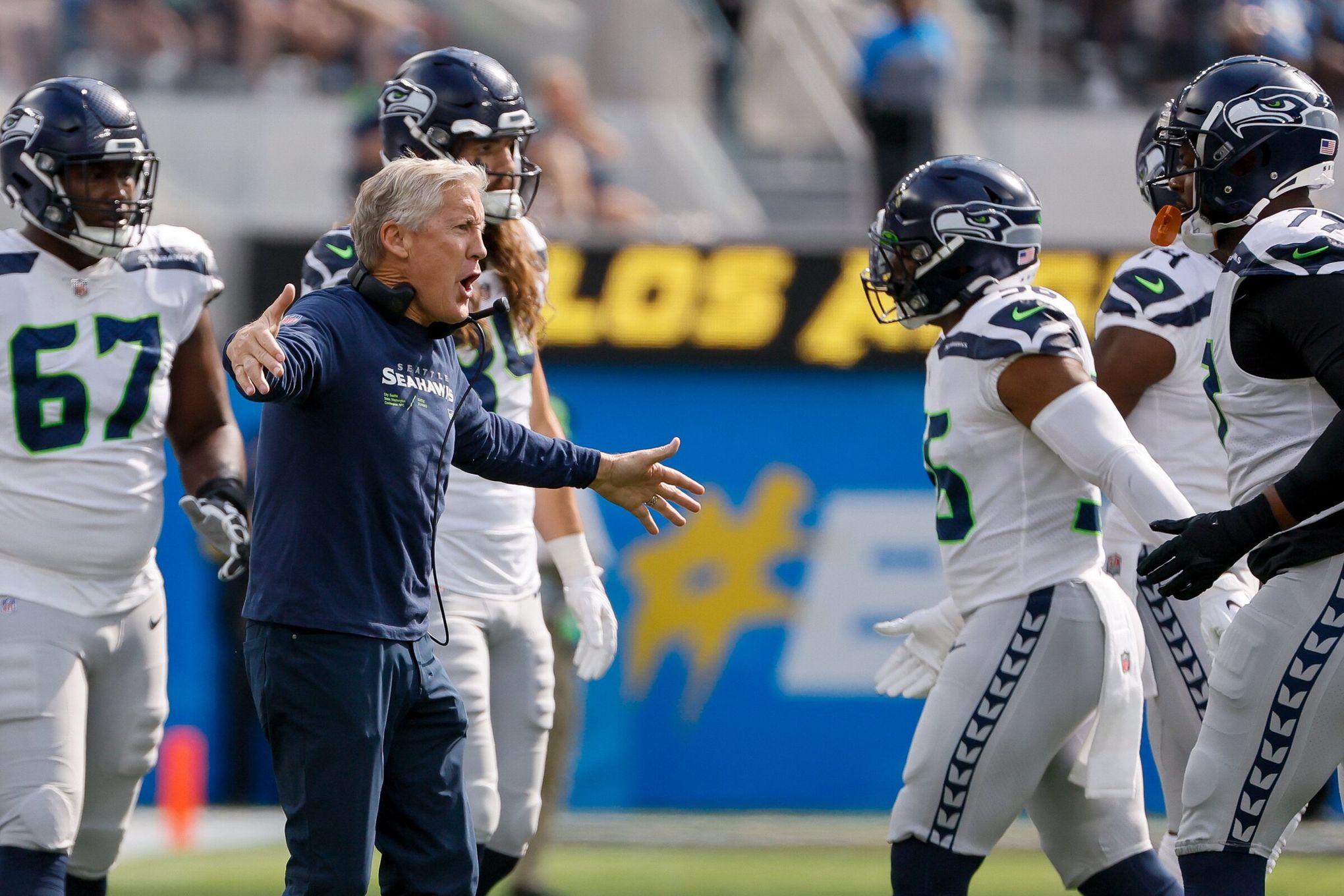 NFL Week 8 Preview: Seahawks, Giants face off behind strong quarterback  leadership