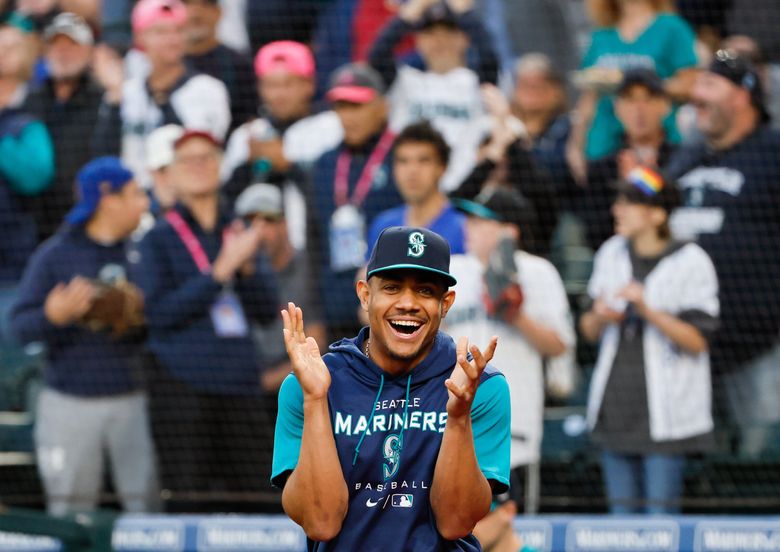 This is Julio Rodríguez, phenom centerfielder for the Seattle Mariners. You should know who this is. (Jennifer Buchanan / The Seattle Times)