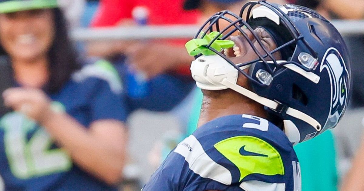 Ken Walker III, Seattle Seahawks Making Strides Finishing in Red Zone -  Sports Illustrated Seattle Seahawks News, Analysis and More