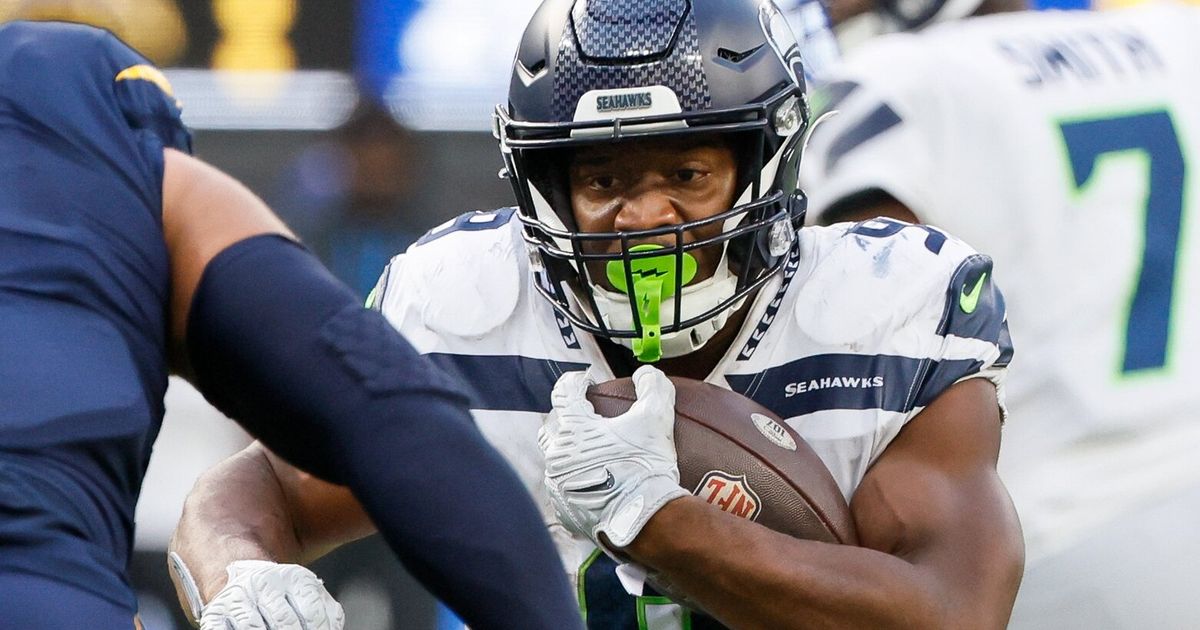 Seahawks' Kenneth Walker a fantasy football Week 12 star against Raiders, Raiders News