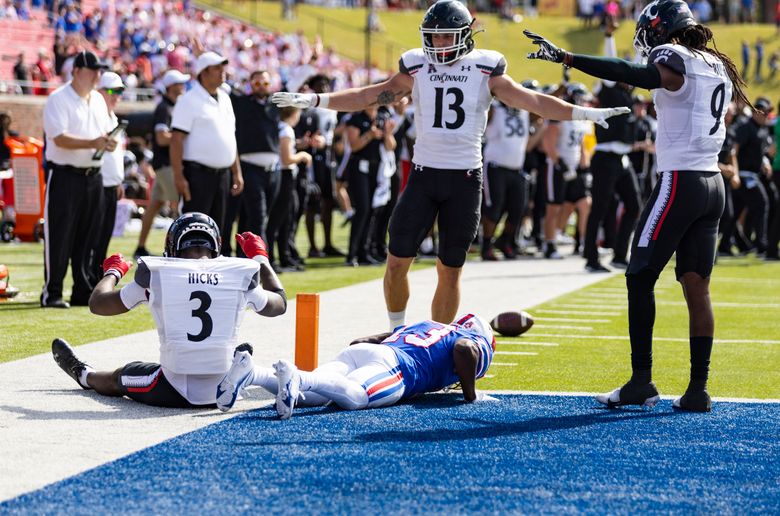 No. 21 Cincinnati to face SMU near the Bearcats' CFP site