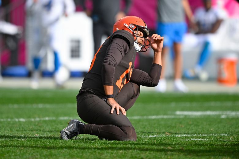 photographers favorite photos from Cleveland Browns' 30-28  loss to Los Angeles Chargers 