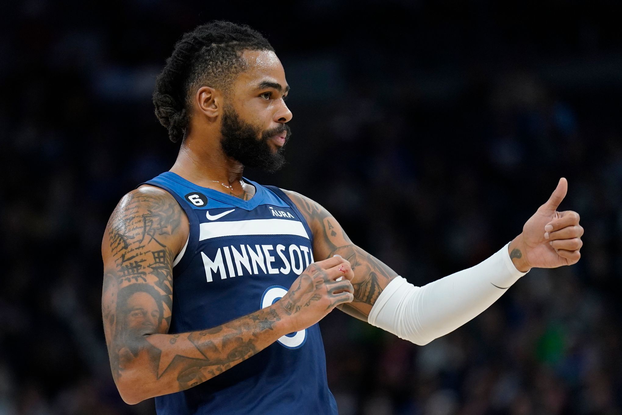 Vassell and Spurs top Timberwolves 115-106