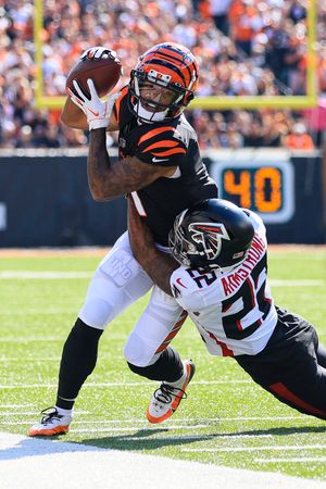 Joe Burrow throws for 345 yards during Bengals-Falcons first half