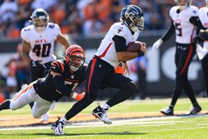 Burrow, Bengals strike fast, blow by Falcons 35-17