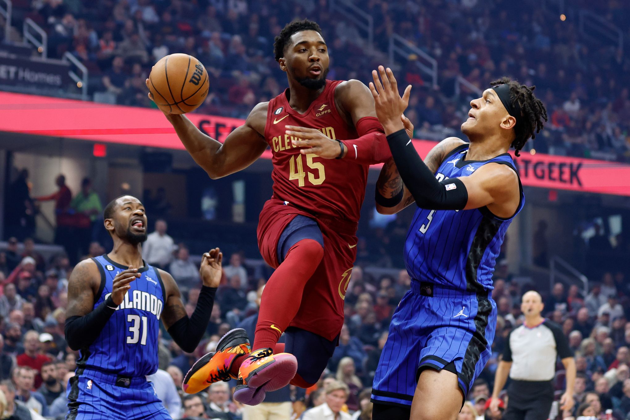 Mobley has 22 points, Cavs beat Magic for 3rd win in row
