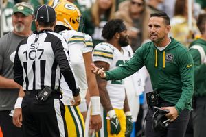 Aaron Rodgers, Packers lose to Commanders, drop 3rd in a row