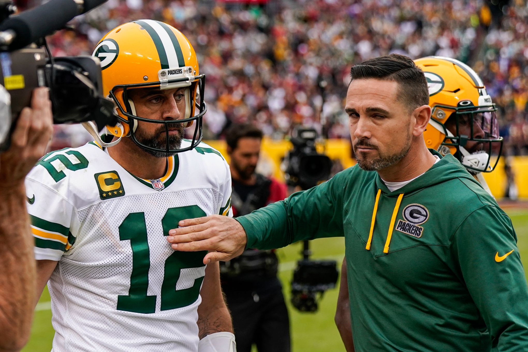 Packer injury updates: Matt LaFleur addresses Aaron Jones, Romeo