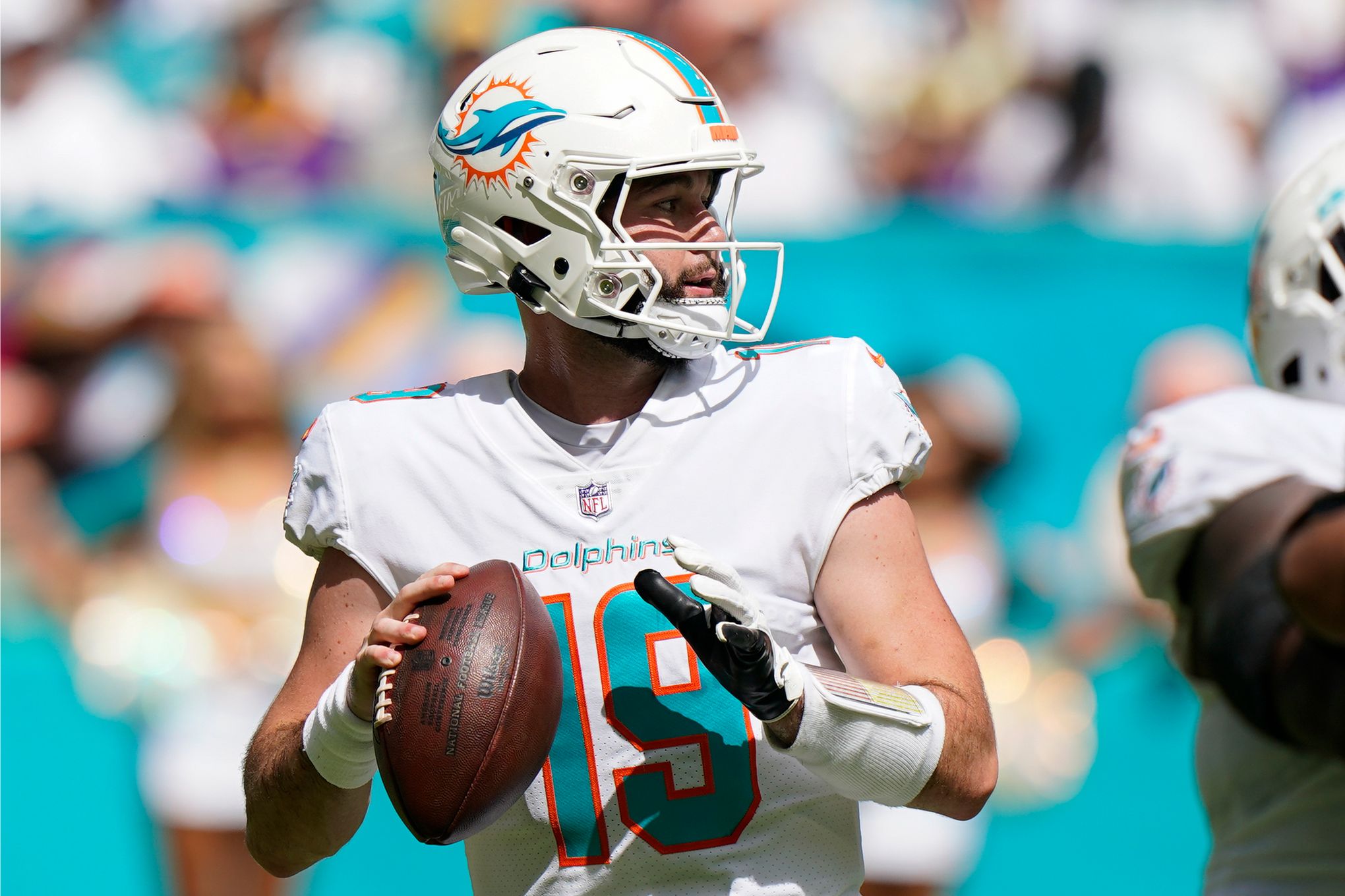 Miami Dolphins lose to Jets as Teddy Bridgewater lasts one play