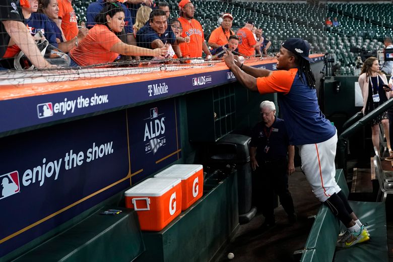Astros starters rock hair extensions for postseason 'dos
