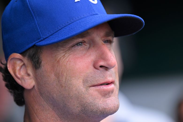 Royals will keep Matheny through 2023 season