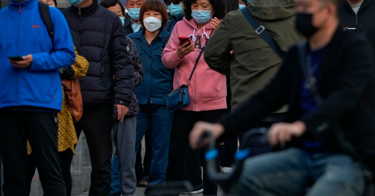China launches a COVID-19 vaccine inhaled through the mouth China launches a COVID-19 vaccine inhaled through the mouth