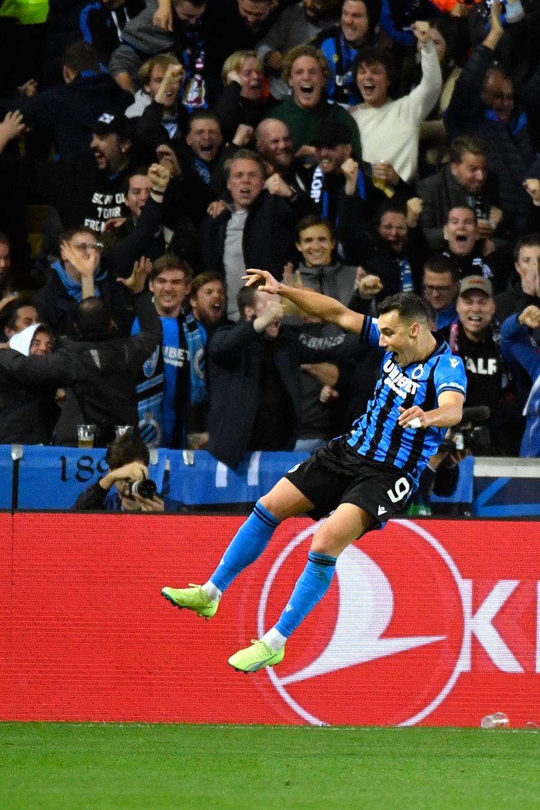 Fans and supporters of Brugge pictured during a soccer game