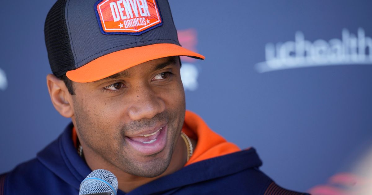 Look: Russell Wilson's Final Comment During Press Conference Going Viral -  The Spun: What's Trending In The Sports World Today