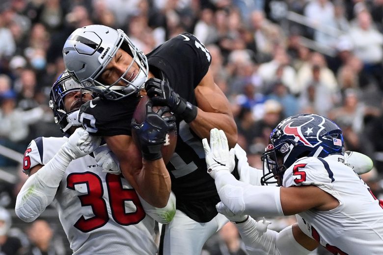 Josh Jacobs rushes for 3 TDs, Raiders beat Texans 38-20 | The Seattle Times