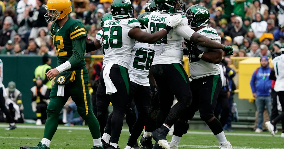 Highlights and Touchdowns: Jets 27-10 Packers in NFL Season