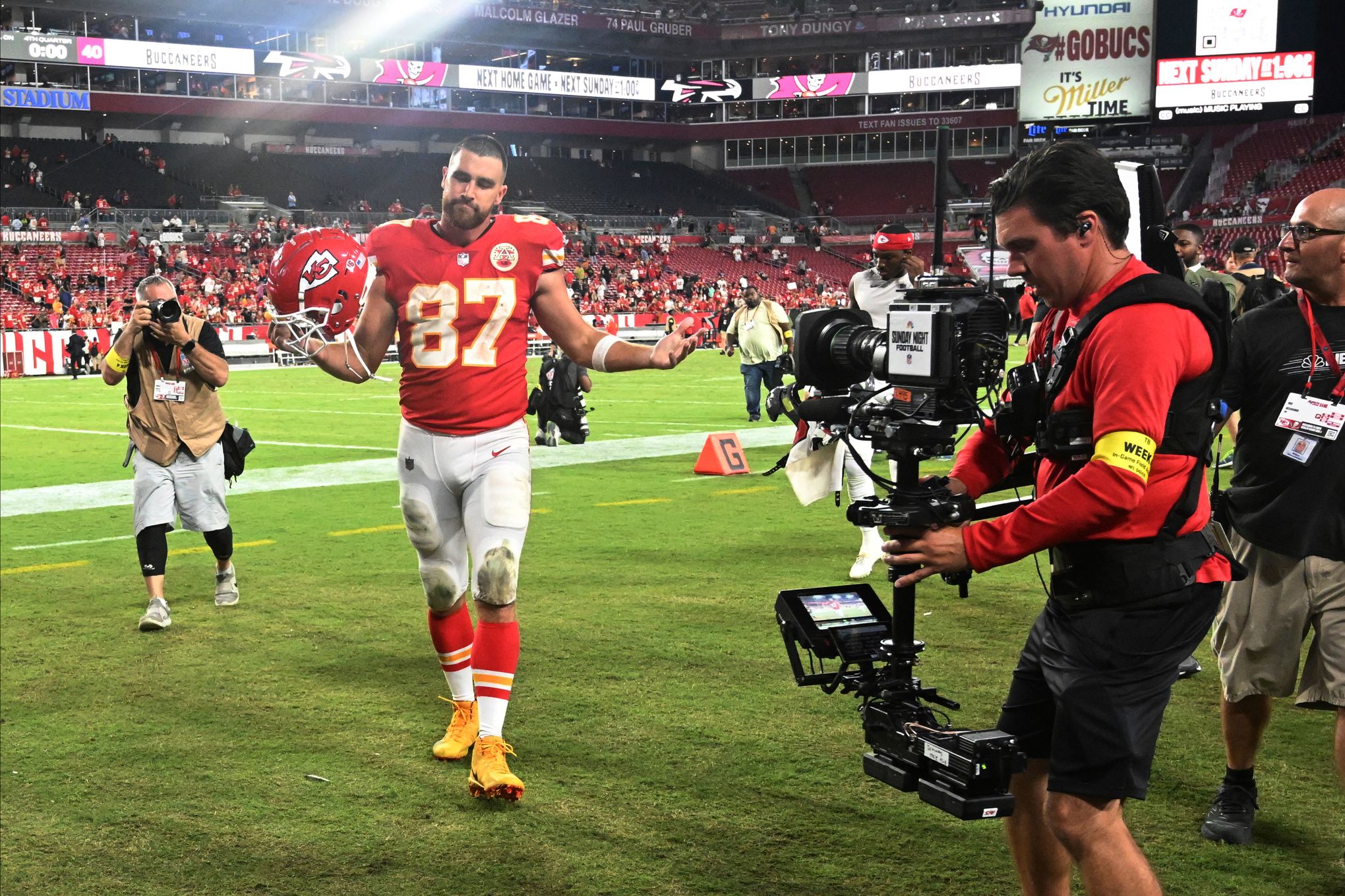 Patrick Mahomes and the Kansas City Chiefs defeated the Tampa Bay  Buccaneers 41-31 in Week 4.