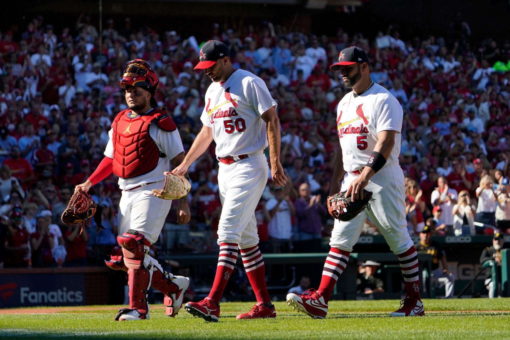 Pujols leads way as Cardinals end Blue Jays' 7-game win streak